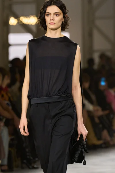 Look 83